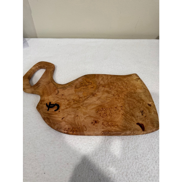 CJ branded whale shape charcuterie cheese Board 13x9.5” burlwood - Picture 1 of 6
